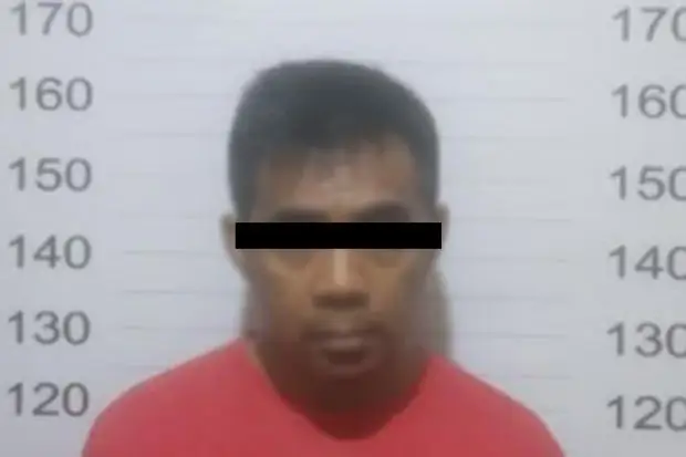 Curi Ponsel Jamaah di...