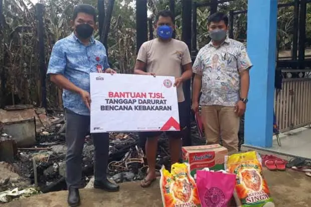 Semen Tonasa Beri Bantuan...