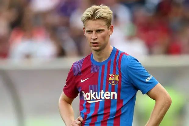 De Jong Kesal Jadi Kambing...