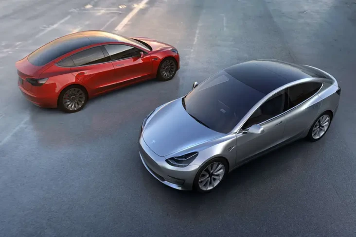 Mobil Listrik Tesla...