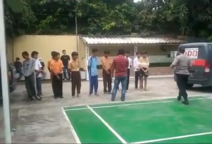 Tawuran Pelajar Pecah...