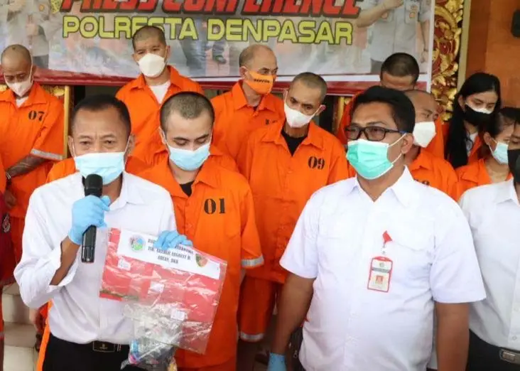 Randa Septian Dicokok...