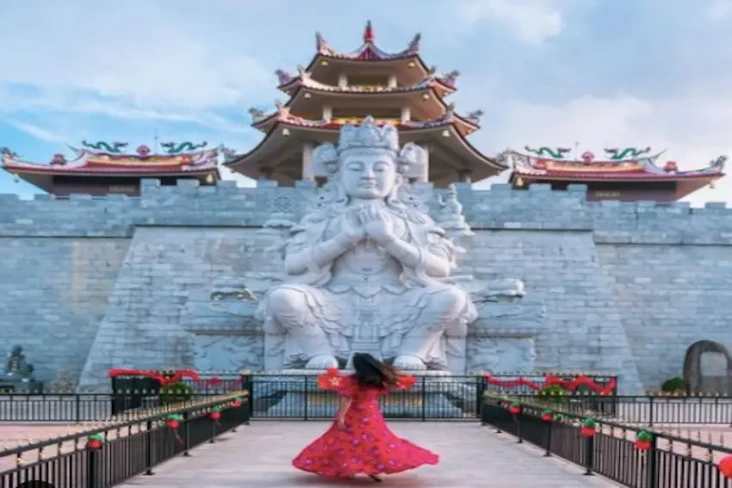 Intip Indahnya 500 Candi...