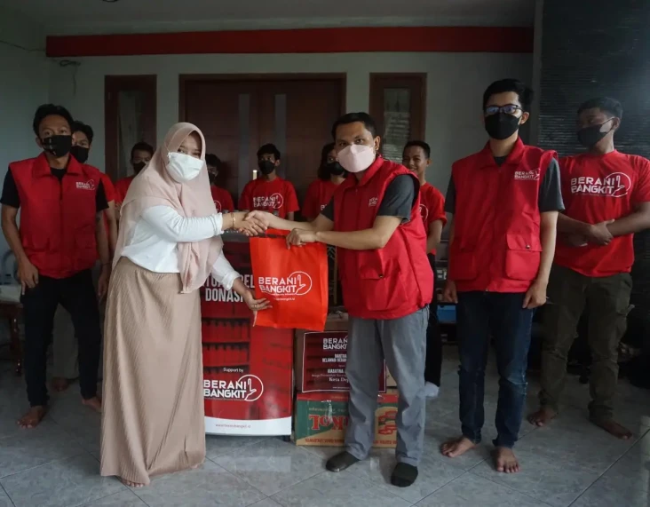 Relawan Berani Bangkit...