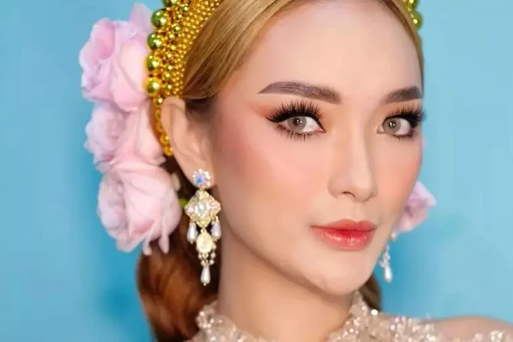 Zaskia Gotik Hamil Anak...