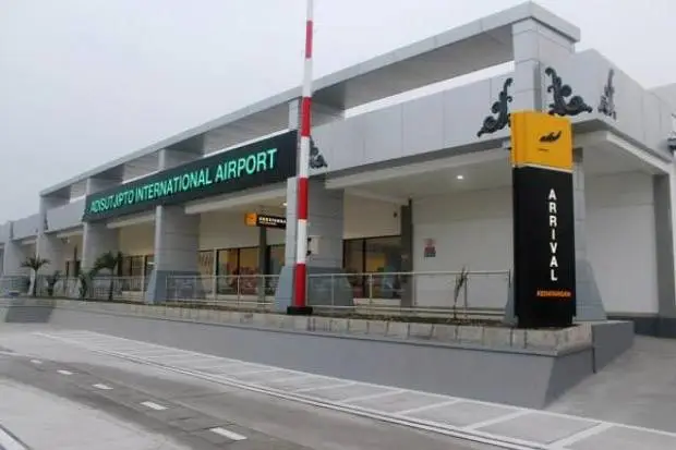 Terminal A Bandara Adisutjipto...