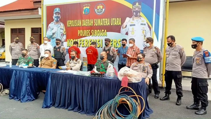 2 Orang Jadi Tersangka...