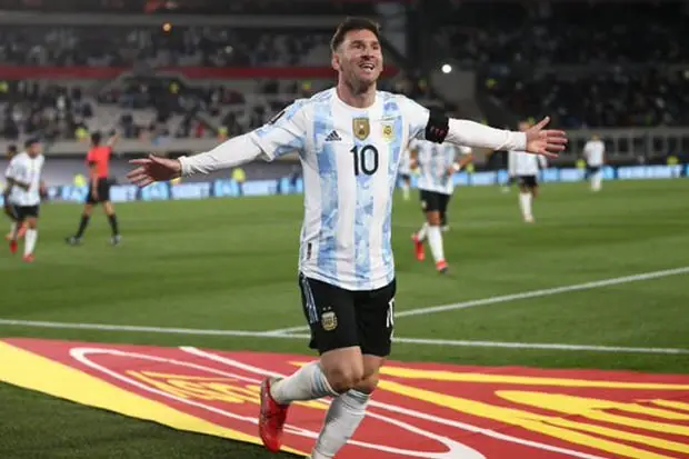 Absen vs Kolombia, Pelatih...
