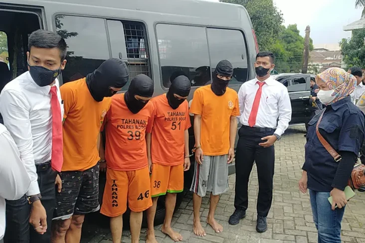 Ini Tampang 5 Tersangka...