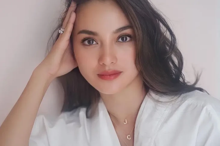 5 Artis Indonesia Menikah...