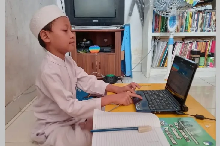 Banyak Siswa Positif...