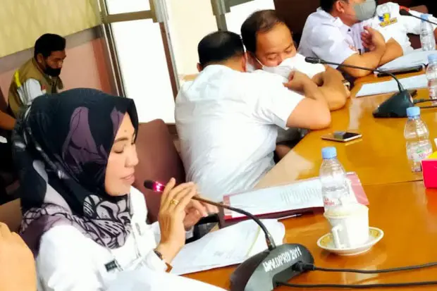 Soal Jenazah Diantar...