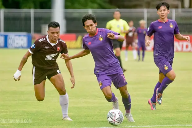 Pertandingan PSM Makassar...