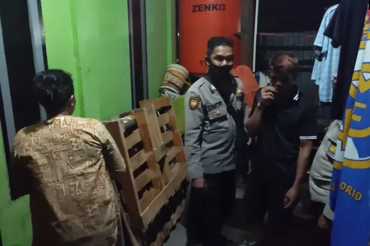 Suami 2 Tahun Selingkuh...