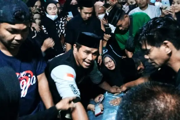 Tangis Keluarga Pecah...