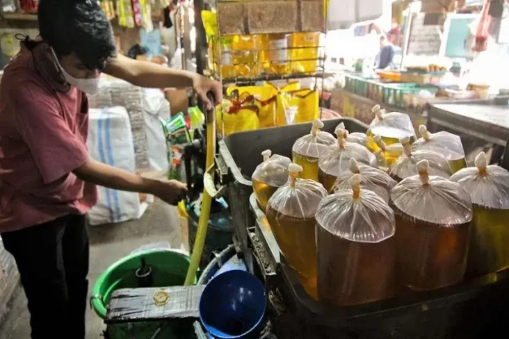 Harga Minyak Goreng...