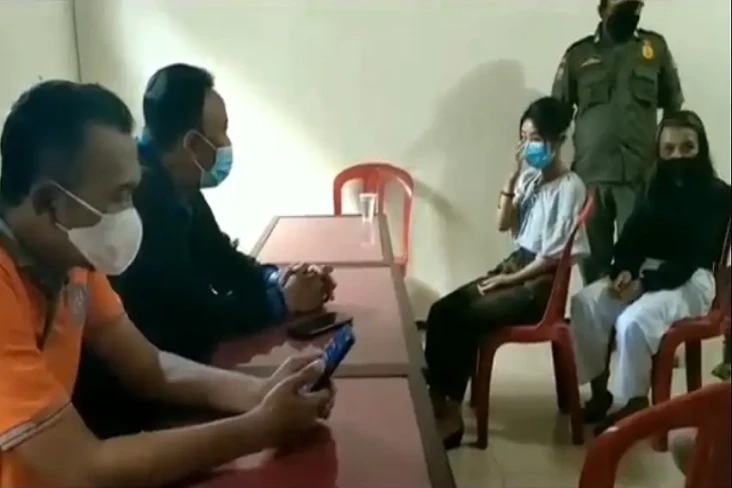Gelar Pesta Terlarang,...
