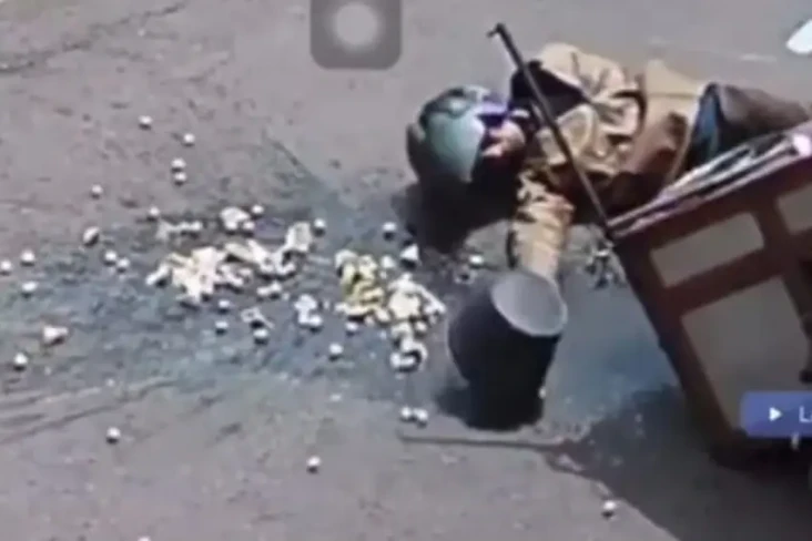 Terekam CCTV, Penjual...