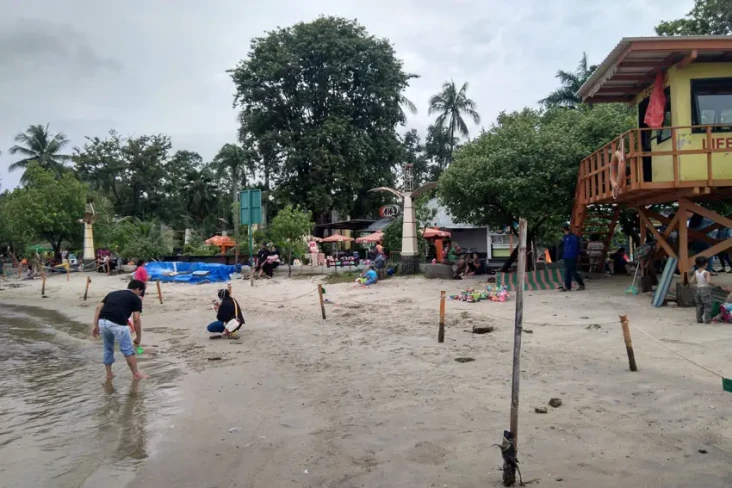 Omicron Melonjak, Akhir...