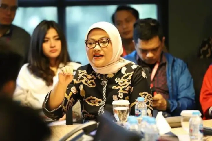 Menaker Bersama Organisasi...