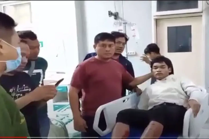2 Pelor Panas Polisi...
