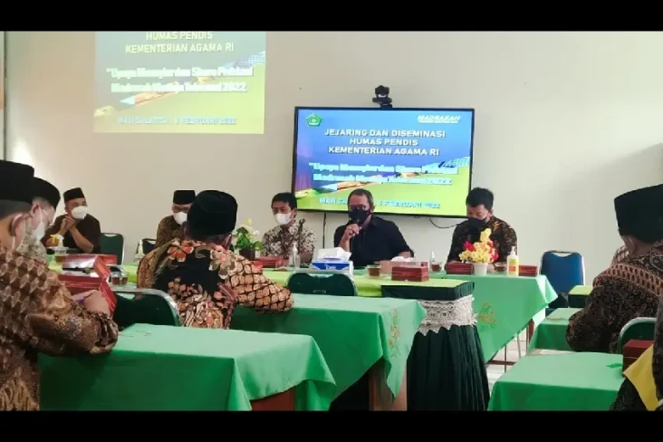 Madrasah Harus Menjadi...