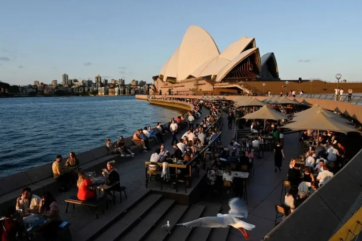 Australia Beri Sinyal...