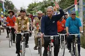 Gowes Jadi Hobi Ganjar...