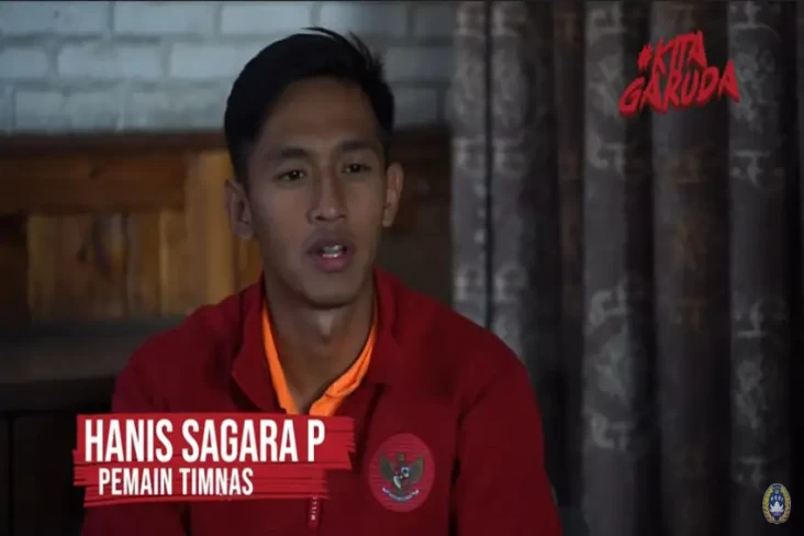 Bela Timnas Indonesia,...