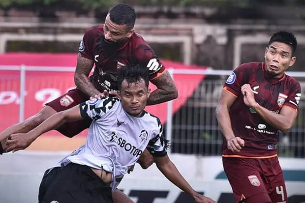 Hasil Liga 1 2021/2022:...