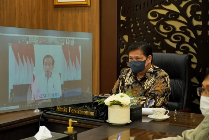 Hadapi Lonjakan Covid-19,...