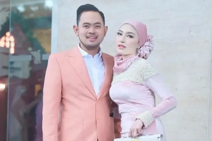 Rayakan Ulang Tahun...