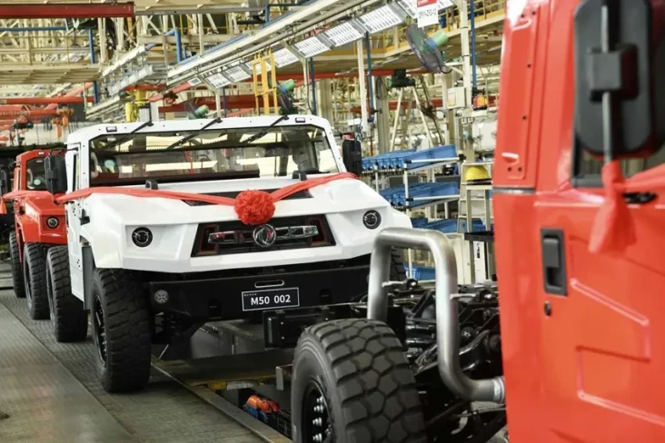 Jiplak Hummer H1, Dongfeng...