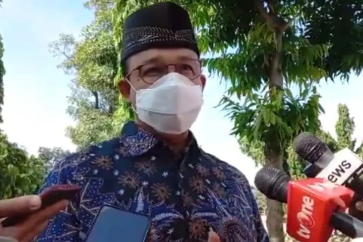 Anies Bagikan Tips Isoman...