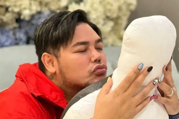 Ivan Gunawan Kembali...