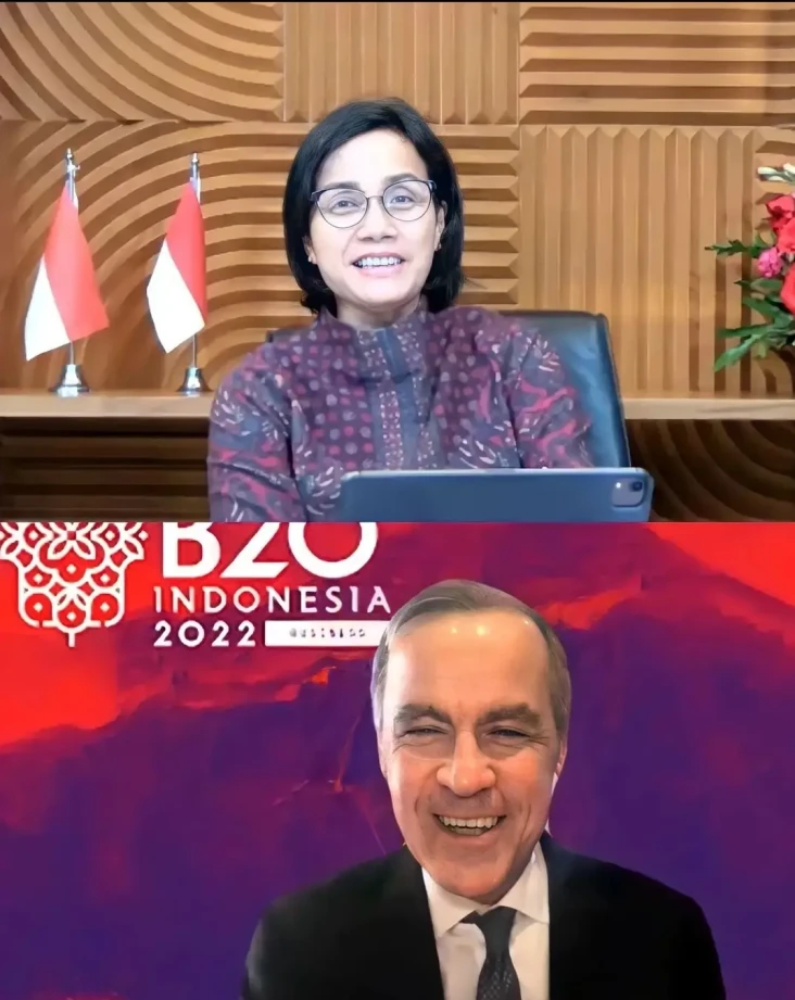 Sri Mulyani Kopdar Online...