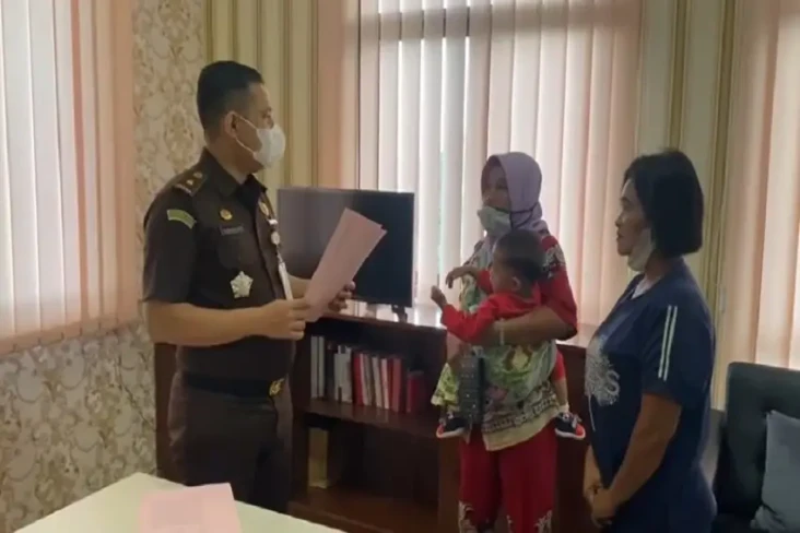 5 Pencuri Sawit Terharu...