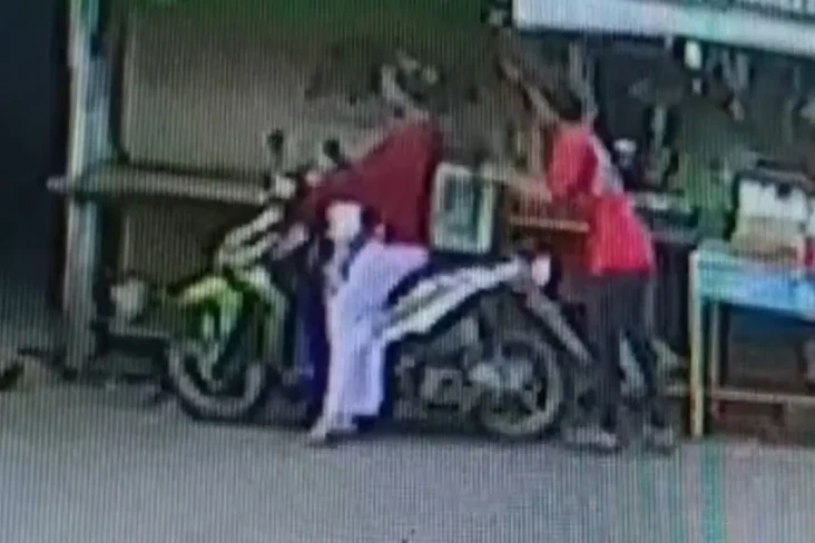Miris, Sepasang Suami...