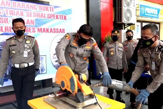 Polrestabes Makassar...