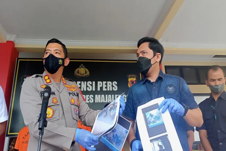 Aksi Main Hakim Sendiri...