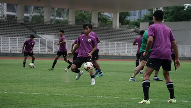 Breaking News: Timnas...