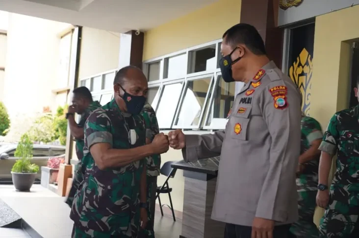 Bangun Sinergi, Pangdam...