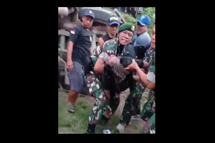 Hendak Pelatihan, Mobil...