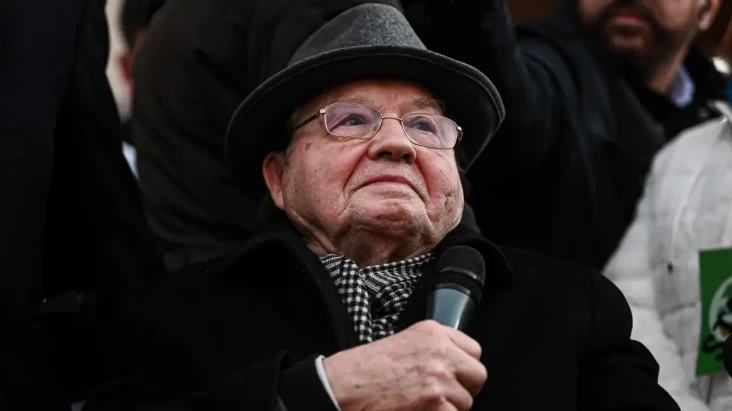 Luc Montagnier, Ilmuwan...