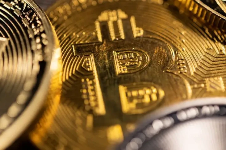 Ukraina Pakai Bitcoin...