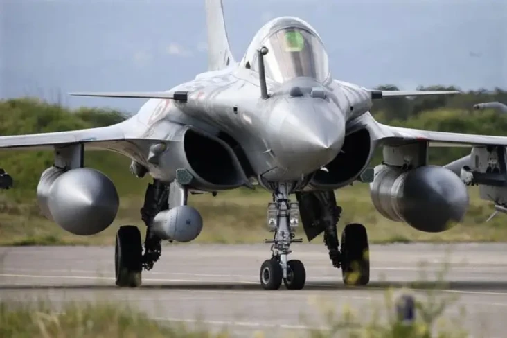 7 Jet Tempur Terkuat...
