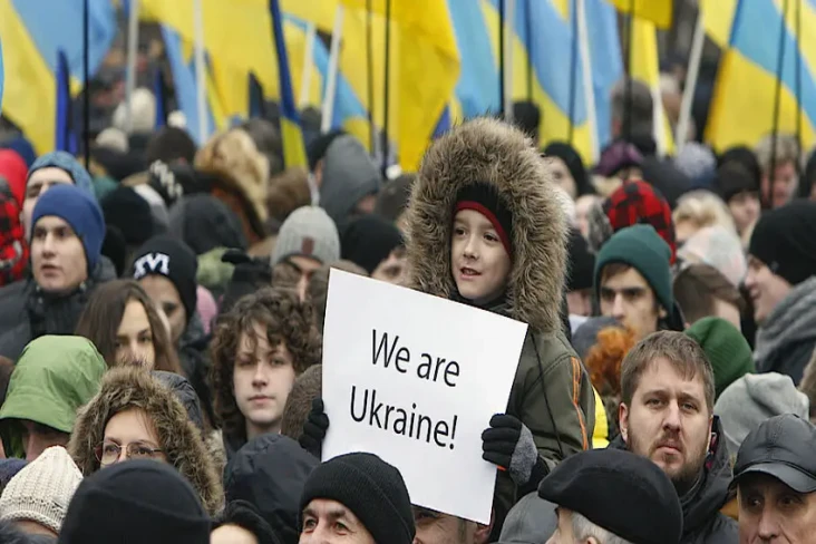 Isu Invasi Rusia Kian...