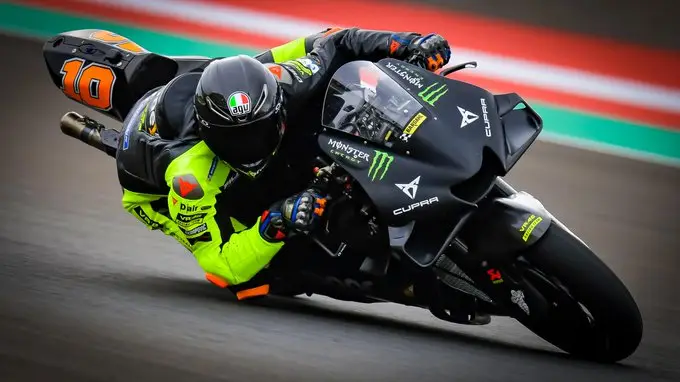 Valentino Rossi Tak...