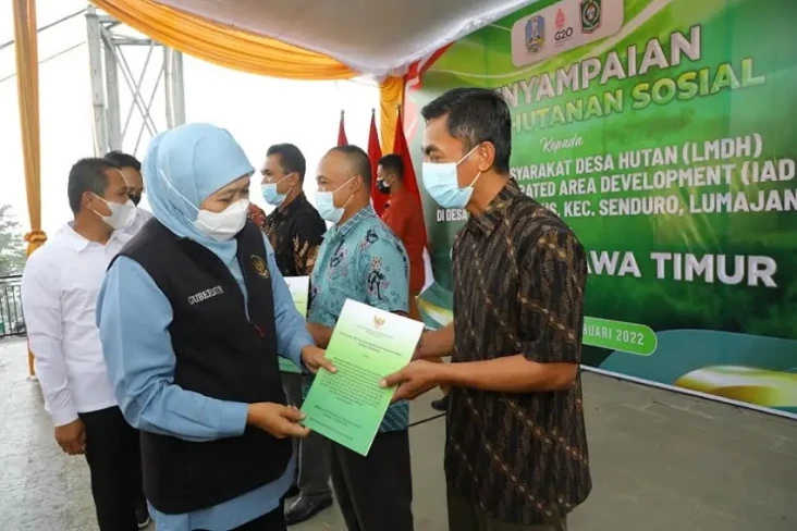 Gubernur Khofifah Minta...