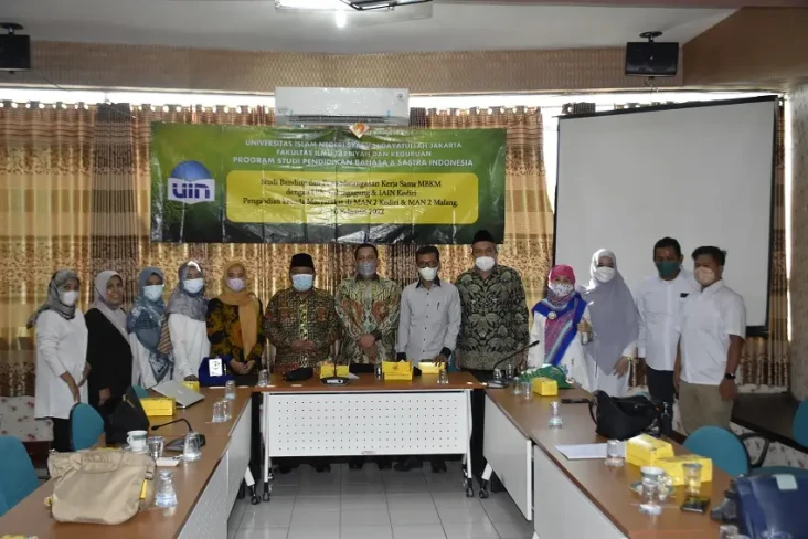 PBSI UIN Jakarta Jalin...